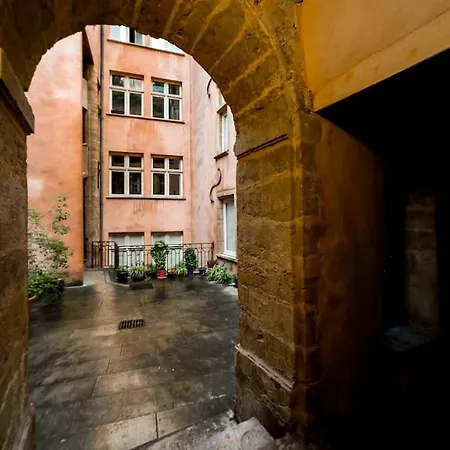 Grand Duplex Au Coeur Du Vieux Apartment Lyon